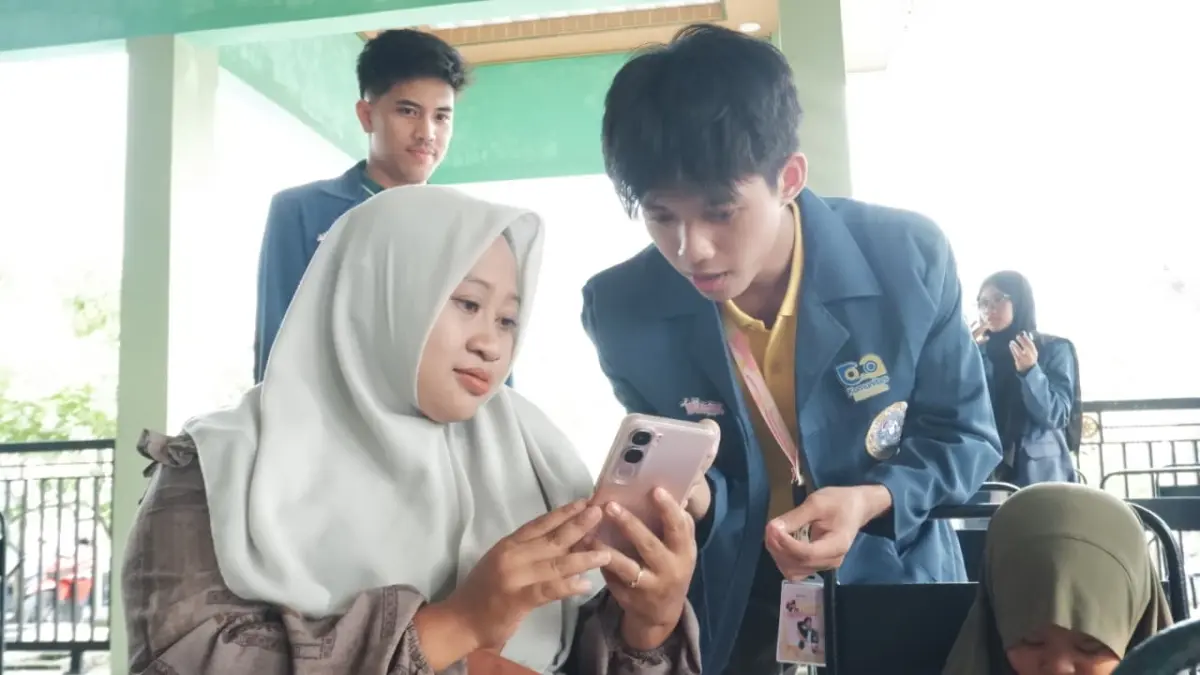Inovasi Smart Village dan Edukasi STEM Kombo Berdaya di Desa Gendongkulon Lamongan