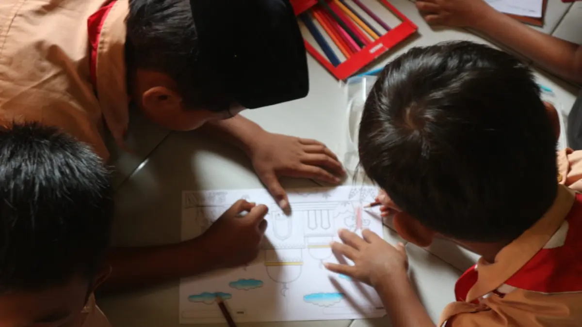 Cegah Penyakit Sejak Dini, Mahasiswa BBK-8 UNAIR Gelar Edukasi PHBS