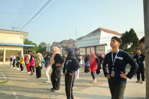 BBK 8 Universitas Airlangga Menggelar Program SEGAR (Senam Gembira, Aktif, dan Relaksasi)