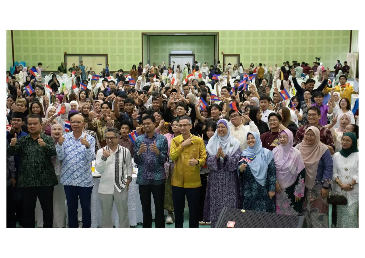 Mahasiswa Fakultas Kedokteran Universitas Airlangga (UNAIR) mendukung SDGs 4 dan 17 melalui kegiatan ASEAN Student Experiential Mobility Program (ASEMO) di Malaysia