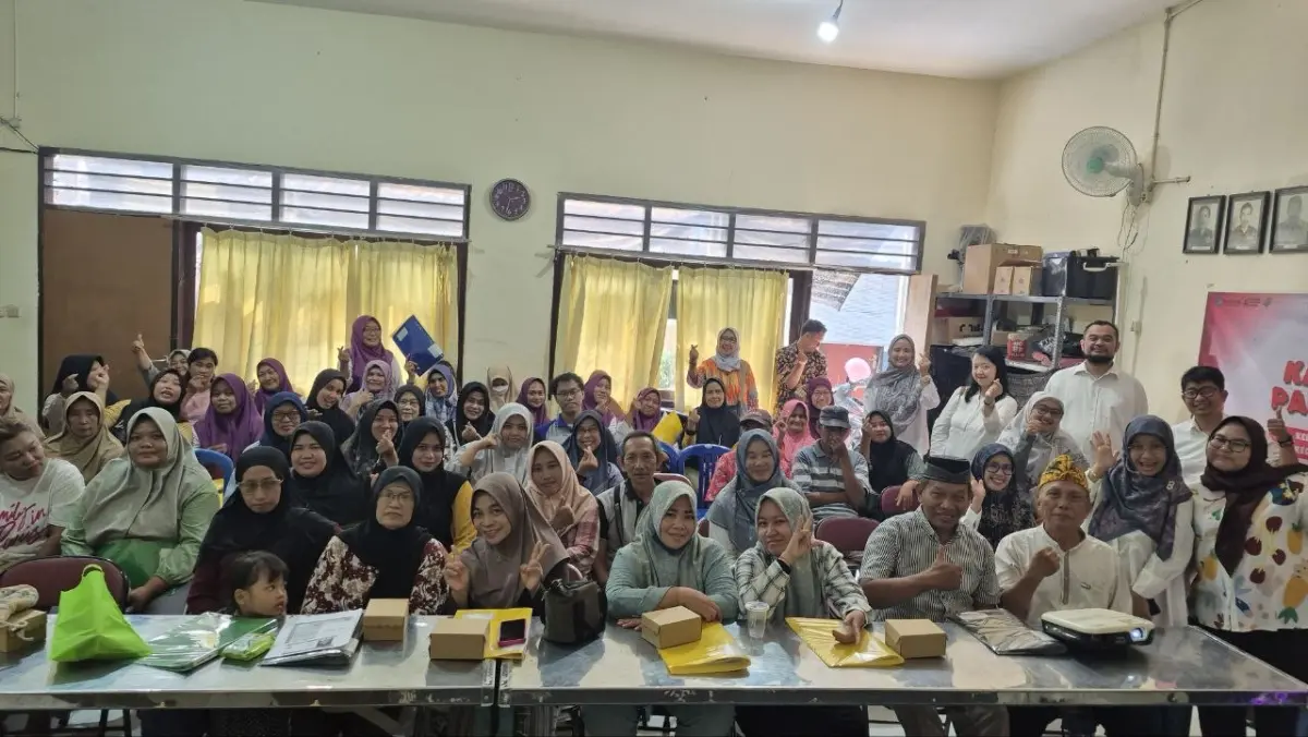 PERKUAT KETAHANAN KELUARGA, DOSEN VOKASI UNAIR EDUKASI WARGA TAMBAKSARI TENTANG MITIGASI BENCANA  DAN ARSIP DIGITAL KELUARGA